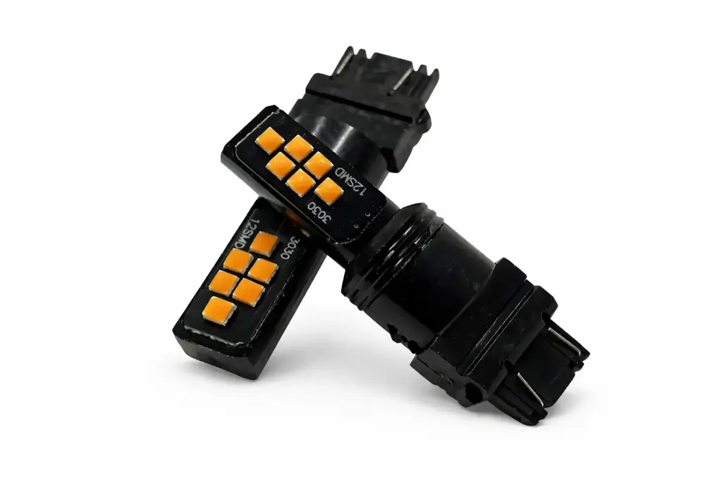 Foco de 12 LED 3157 ámbar