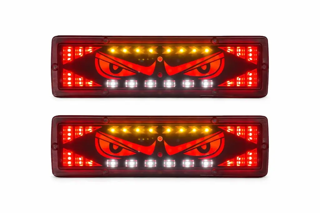 Calavera LED de ojos para nissan con stop