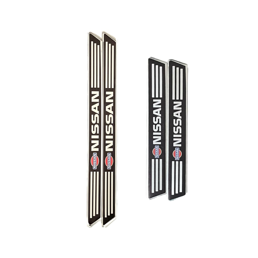 Embellecedor de estribo Nissan clásico