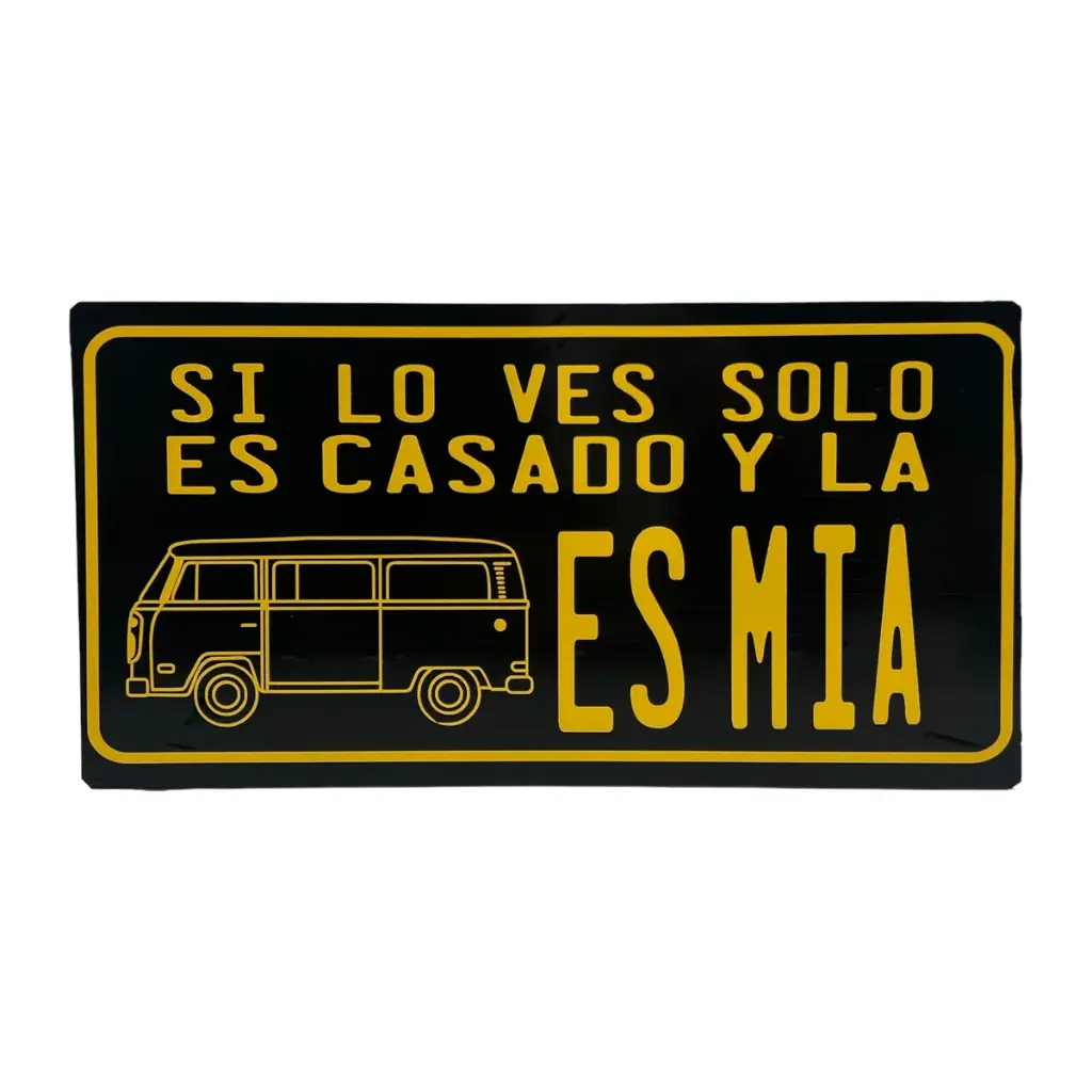 Placa decorativa metálica con frase