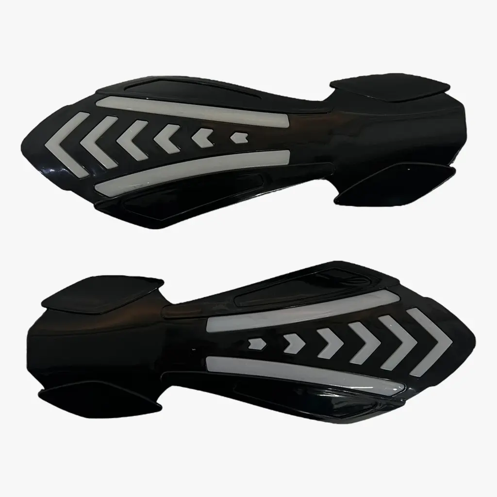 Cubrepuño para moto color negro con luz fija y direccional secuencial