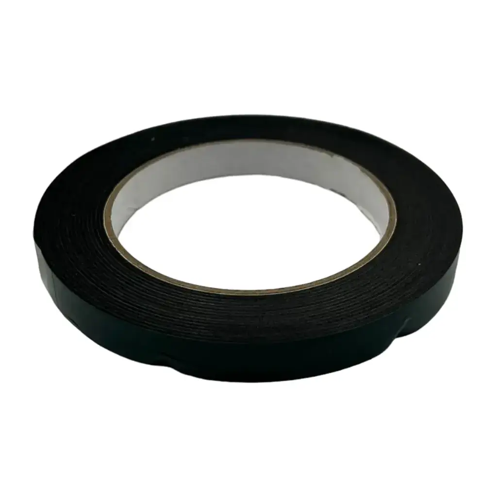 Cinta pegamoldura doble cara de 5 M.