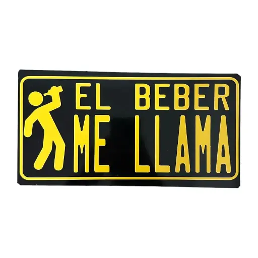 Placa decorativa metálica con frase