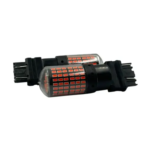 [FOL0474STR-SAI] Foco automotriz rojo 3157 de 144 LED 12/80V